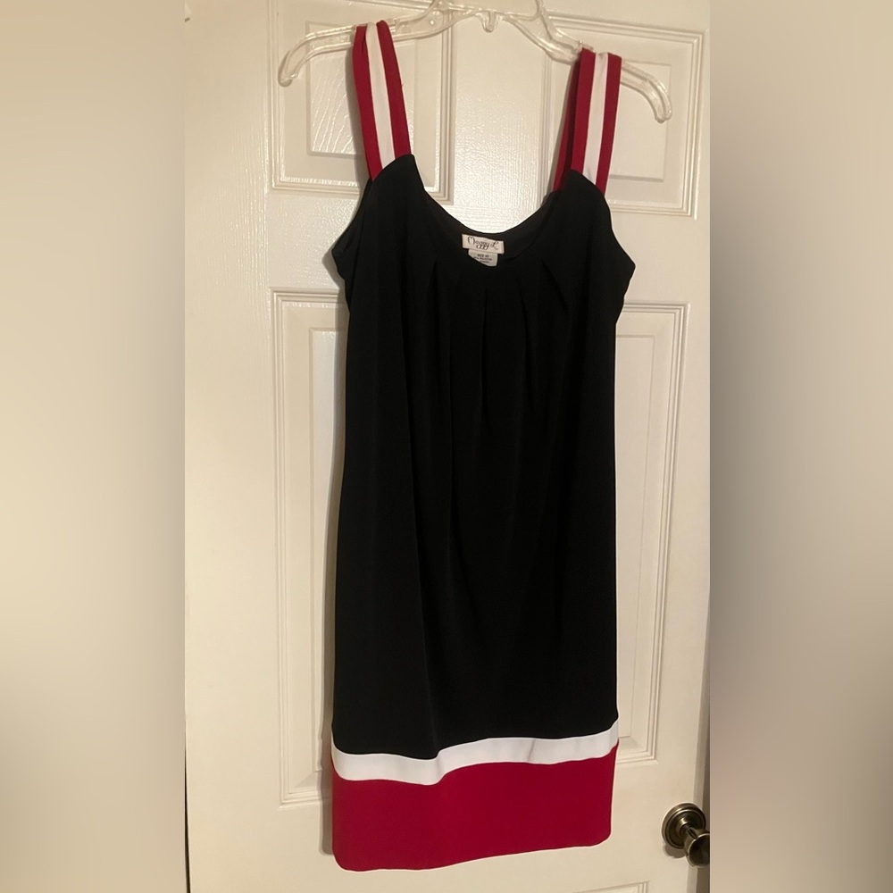 Black sleeveless Maggy L casual dress